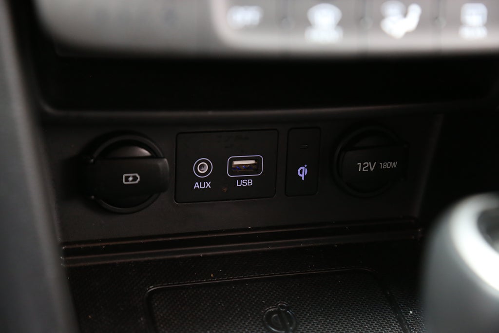 Hyundai Kona 1,6 T-GDI 177hk Premium Aut CarPlay Head-up Krell Navi 2020