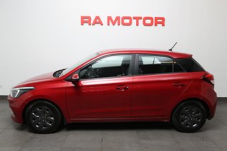 Halvkombi Hyundai i20 3 av 21