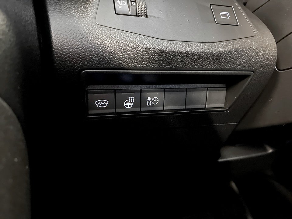 Bild på Peugeot Partner Plus 130hk Aut L2 - EDITION! SERVICE & V-HJUL INGÅR!
