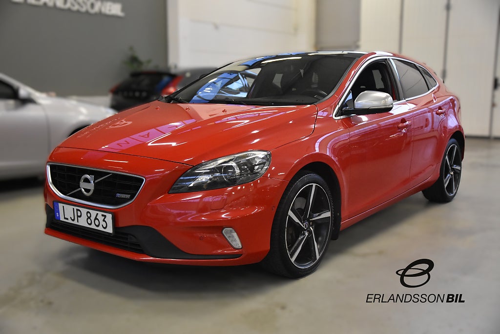 Volvo V40 D4 Geartronic R-Design Panoramatak