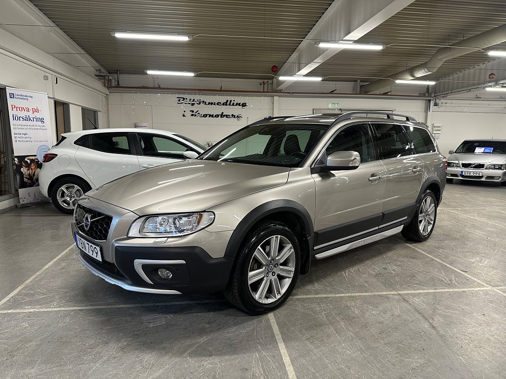 Volvo XC70 D4 AWD Summum 1-Ägare Taklucka Adaptiv Drag Nykamrem