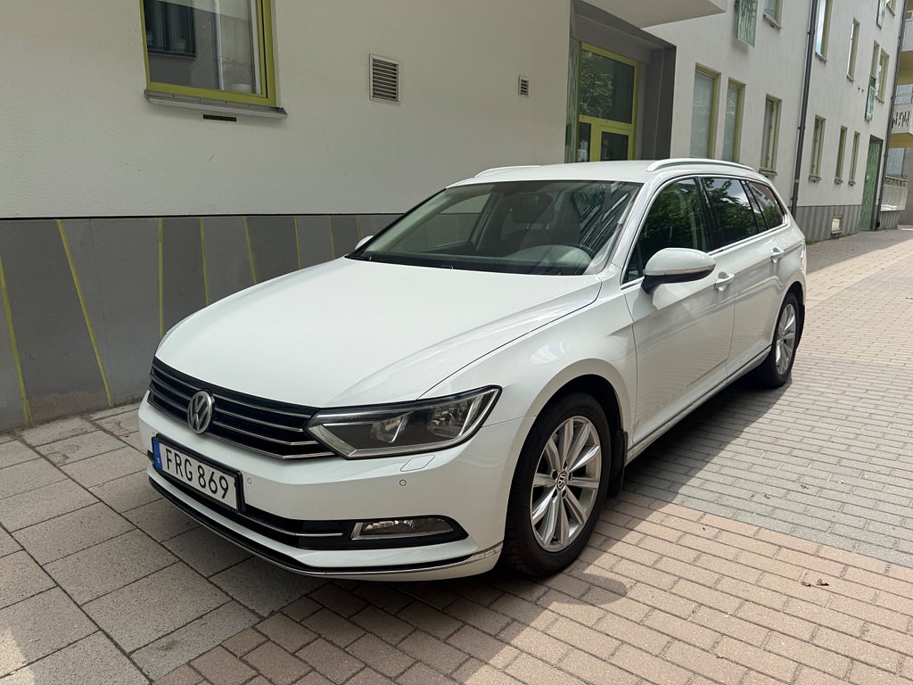 Volkswagen Passat Sportscombi 2.0 TDI DPF SCR BMT GT 190hk Kamrembytt