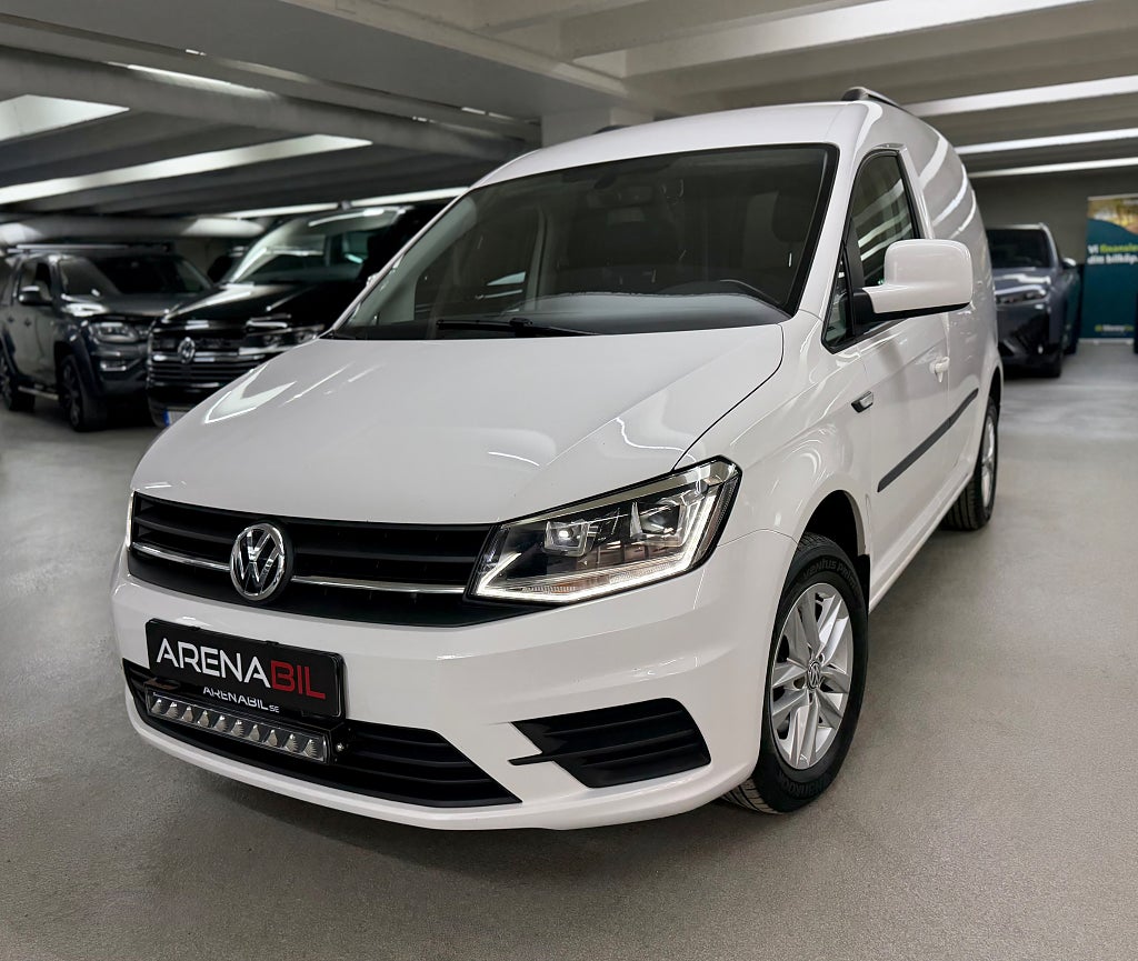 Volkswagen Caddy 1.6 TDI Skåpbil Automat Värmare Gps MOMS 