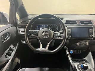 Halvkombi Nissan Leaf 10 av 19