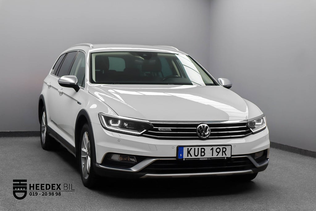 Volkswagen Passat Alltrack 2.0 TDI 190hk 4M Alltrack Executive Cockpit Carplay