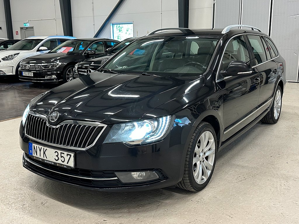 Skoda Superb KOMBI 2.0 TDI 4X4 170HK SKINN NAVI DRAG KEYLESS