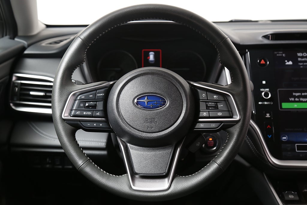 Subaru Outback 2,5i 169hk XFuel Limited AWD Aut | Låg skatt 965kr/år 2024