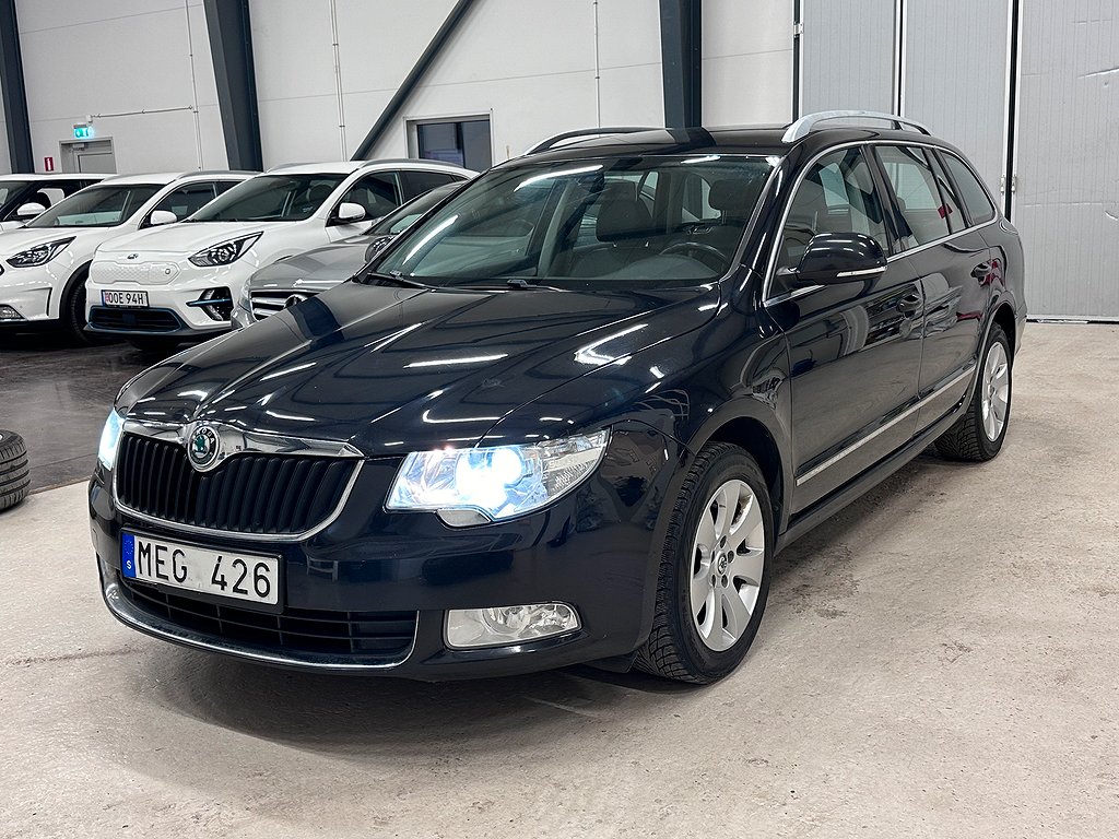 Skoda Superb KOMBI 1.8 TSI ELEGANCE SKINN PDC NYSERV ELSTOL