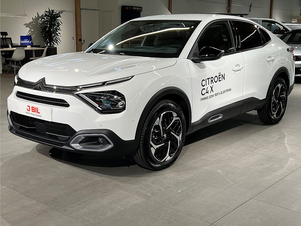 Bild på Citroën C4 X Shine+ PureTech 130hk Aut - OMGÅENDE LEVERANS!