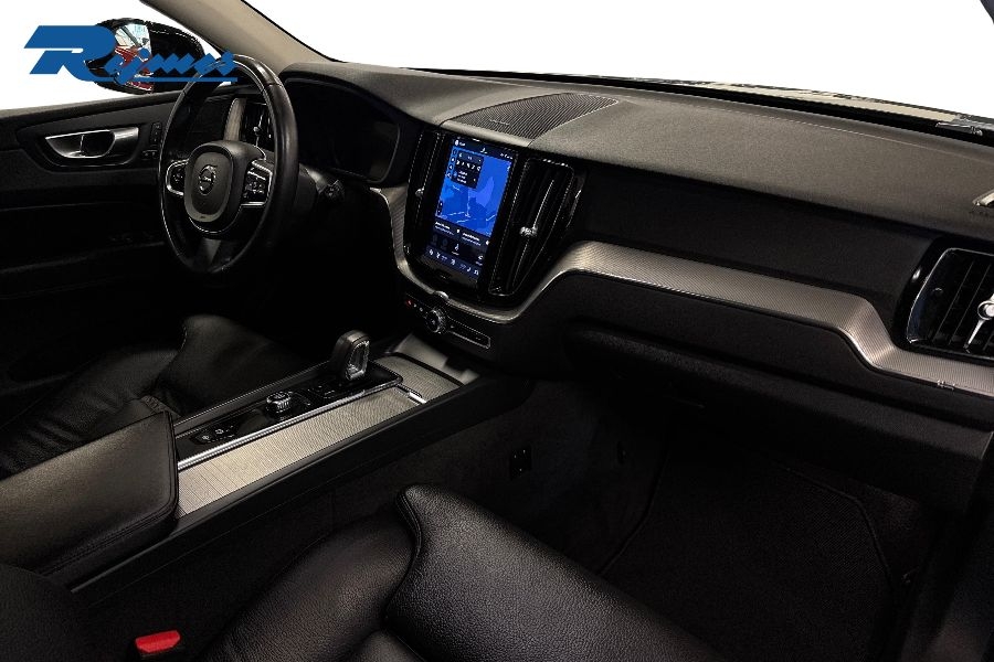 Volvo XC60 Recharge T6 Plus Dark 2024, kuva 7/10