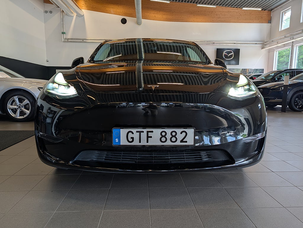 Tesla Model Y Performance 534hk AWD / FSD Total självkörningsförmåga