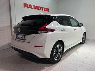 Halvkombi Nissan Leaf 4 av 20