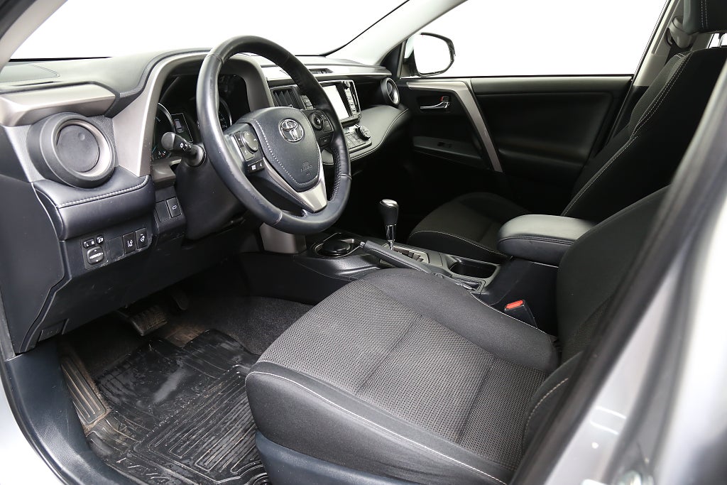 Toyota RAV4 Hybrid 2,5 Dual 197hk VVT-i E-CVT Active Aut 2018