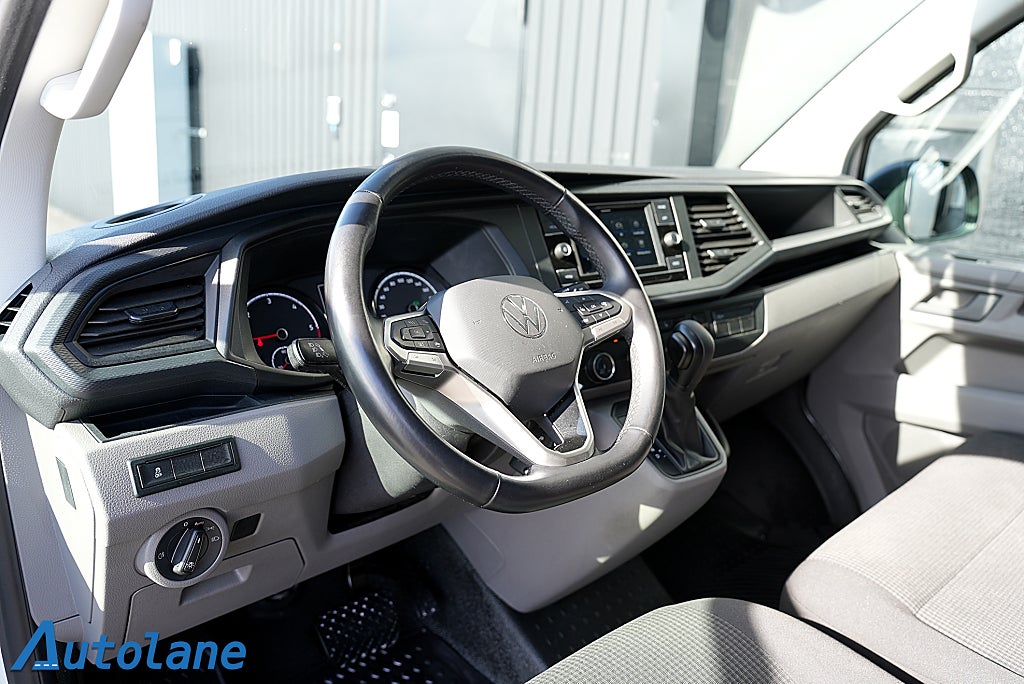 Volkswagen Transporter T28 2.0 TDI, Inredning 150hk