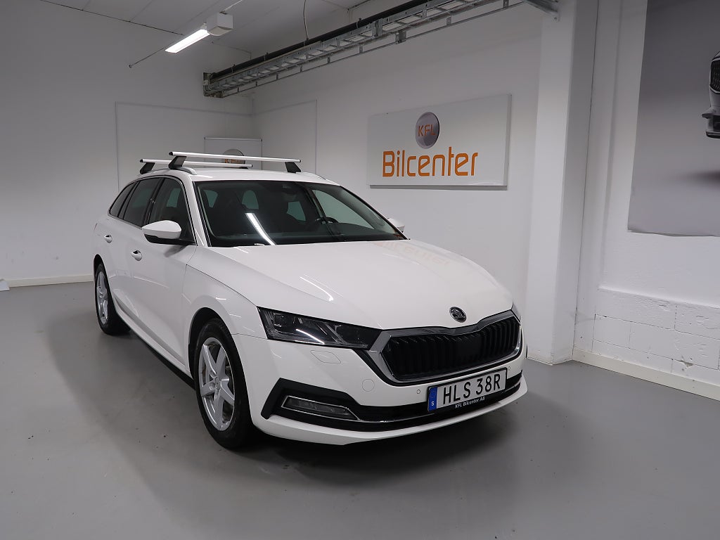Skoda Octavia *3,99% RÄNTA* Kombi iV Style V-Däck ingår Värmare-Kamer
