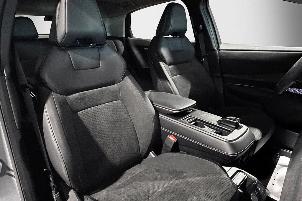 Nissan Ariya 87 kWh EVOLVE e-4ORCE LAGERBIL 2024