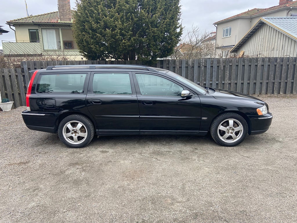 Volvo V70 2.4 Automat byte/avbet 420kr/mån
