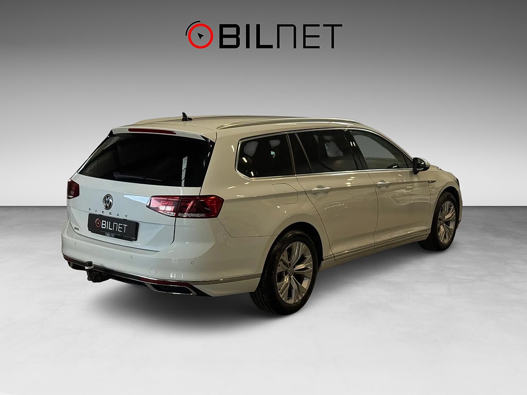 Volkswagen Passat Sportscombi GTE 1.4 TSI Plug-In LED Värmare Kamera Drag