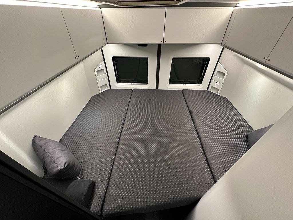 Adria TWIN SUPREME 600 SPB / Aut / Dieselpanna / <6 meter - Adria