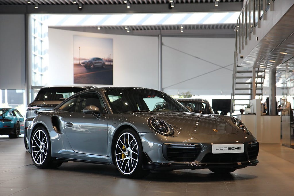 Porsche 911 Turbo S
