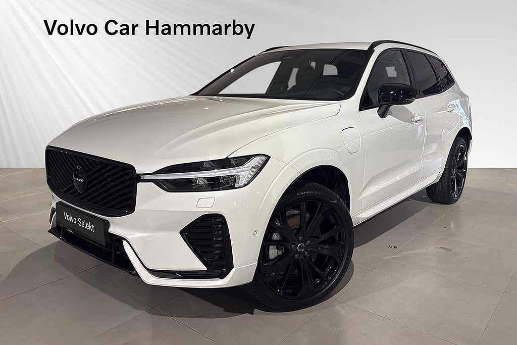 Volvo XC60 T6 Plus Black Nordic Edition I Luftfj I Drag I H/K