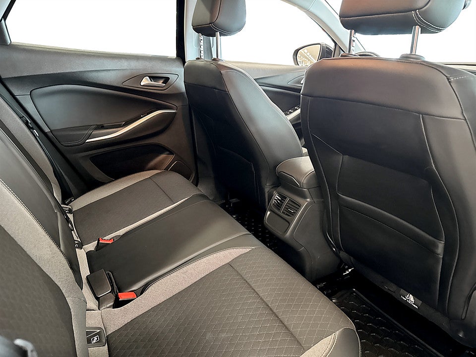 Bild på Opel Grandland X GS 1.2 Turbo 130hk Aut B-KAMERA DRAG