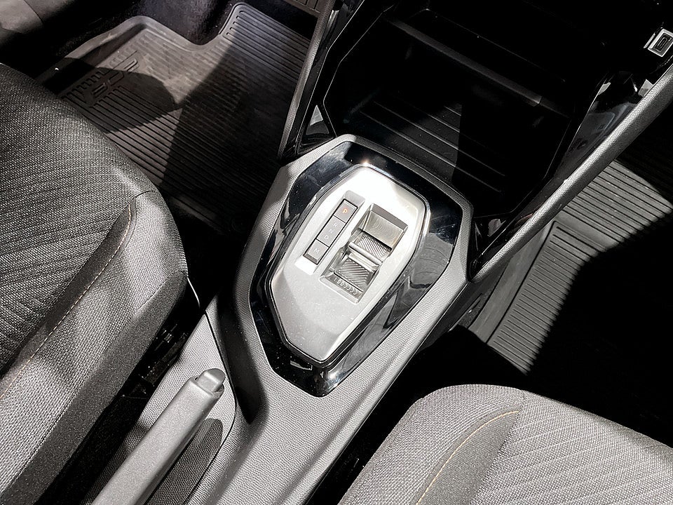 Bild på Peugeot 208 Style Hybrid 100hk Aut CARPLAY BACKSENSORER