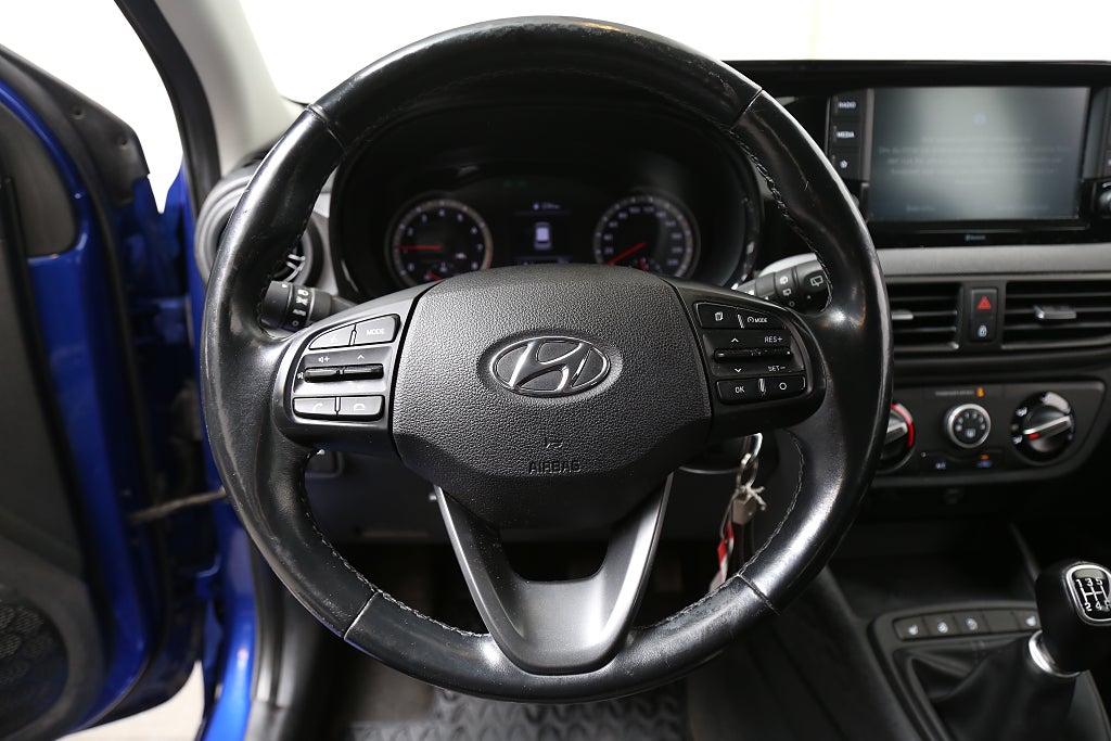 Hyundai i10 1,0 blue 67hk Essential CarPlay 2021