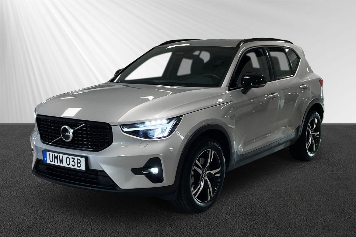 Volvo XC40 B4 FWD Bensin Plus Dark 2025, bild 4/10