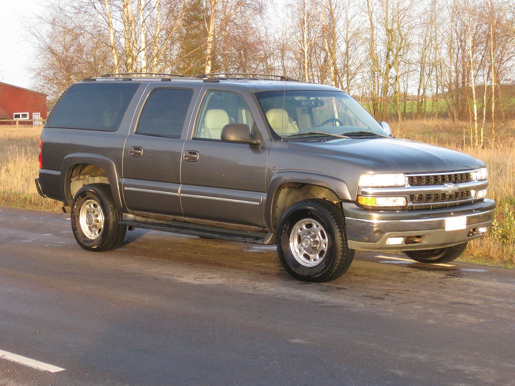 Chevrolet Suburban 2500 6.0 V8 4WD Aut7-sits dragvikt 3000kg