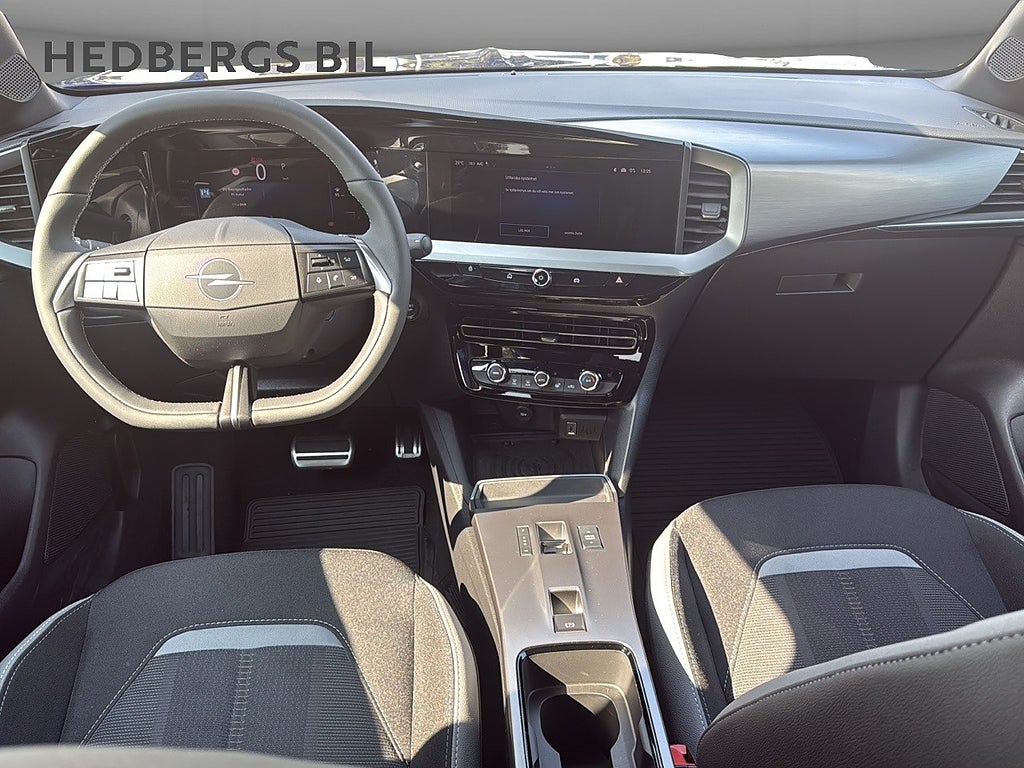 Opel Mokka GS Ultimate Hybrid  thumbnail