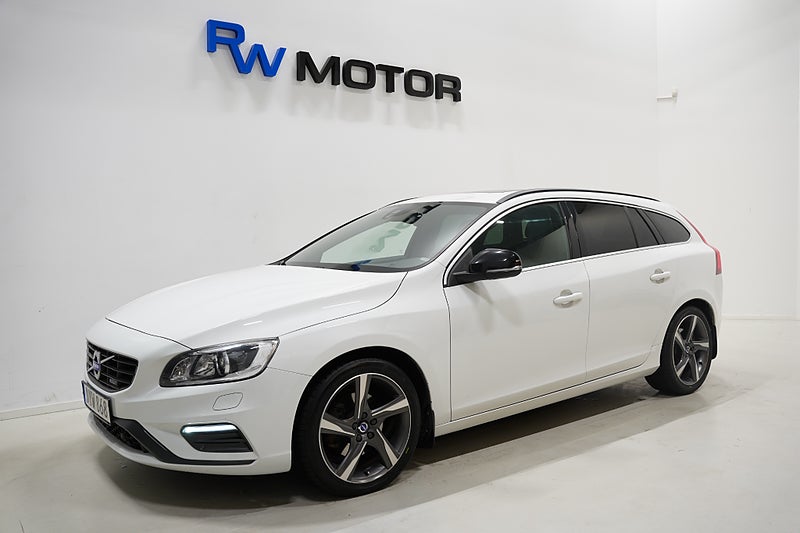 Kombi Volvo V60 1 av 24