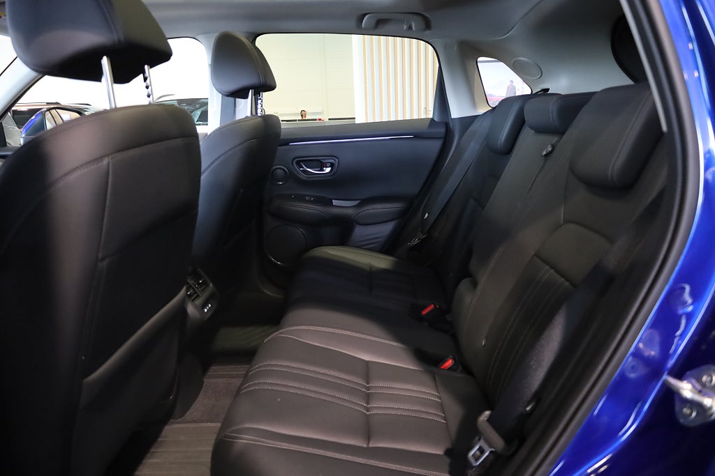 Honda ZR-V e:HEV e-CVT Advance Pano Drag Bose Kamera Rattvärme 2023