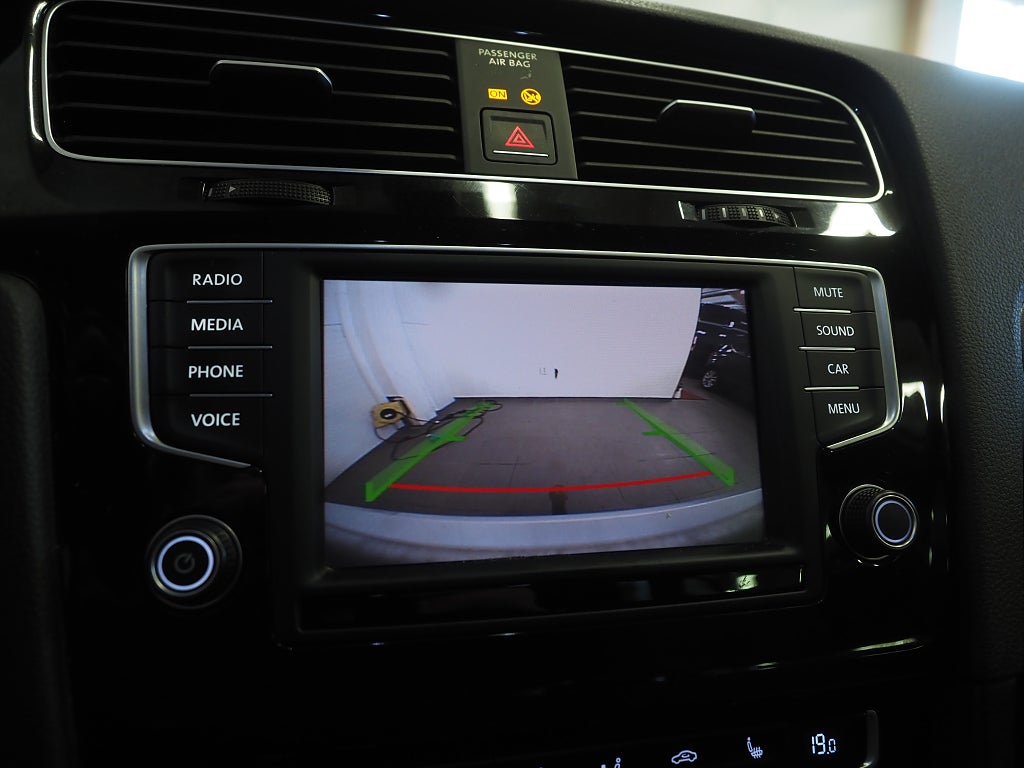 Volkswagen Golf Sportscombi 1.4 TSI 150hk GT R-Line Drag Kamera Pluspkt 2016