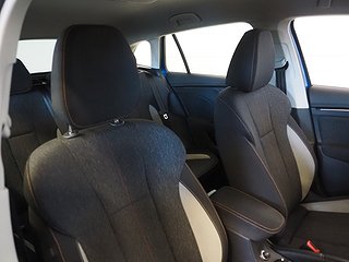Halvkombi Skoda Scala 11 av 20