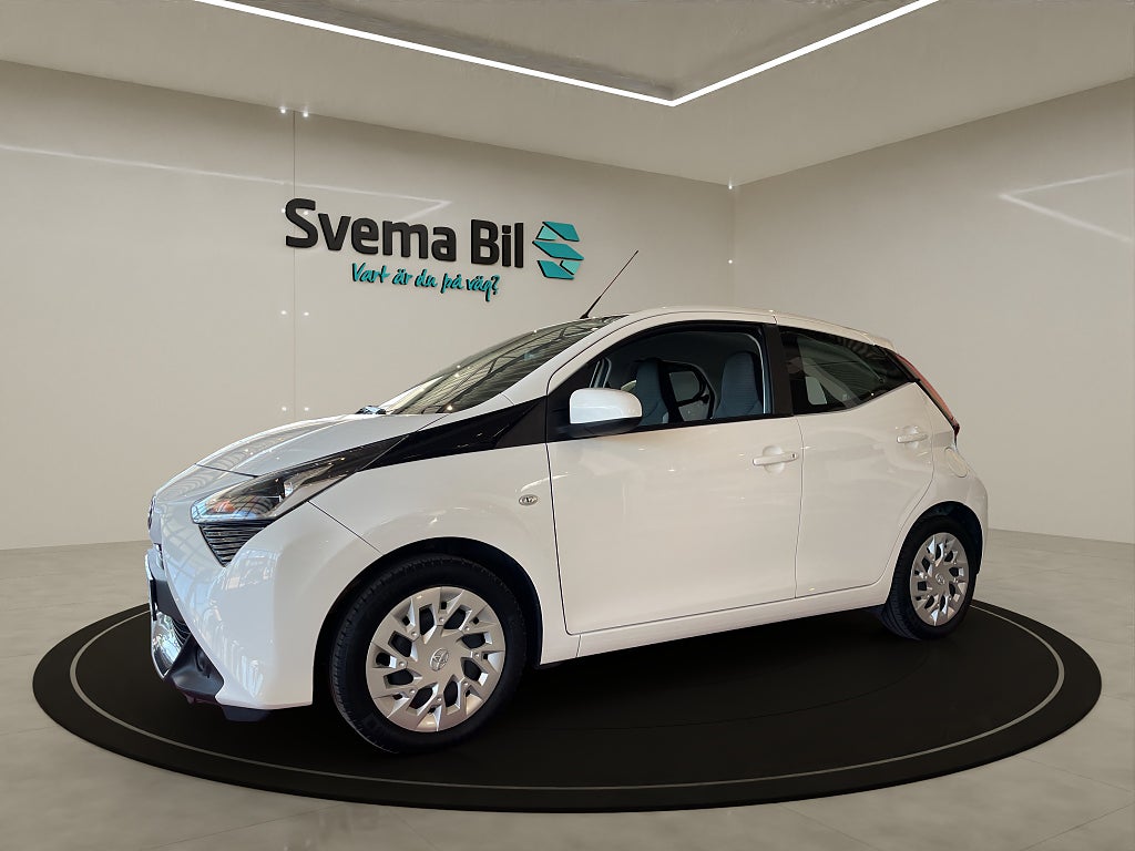Toyota Aygo 1.0 X-Play 5D