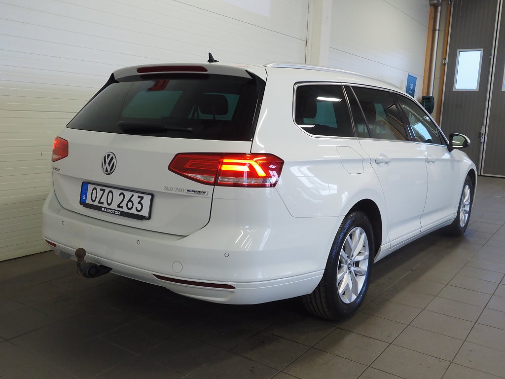 Volkswagen Passat Sportscombi 150hk 2.0 TDI | D-Värmare | Drag | Kamera 2017