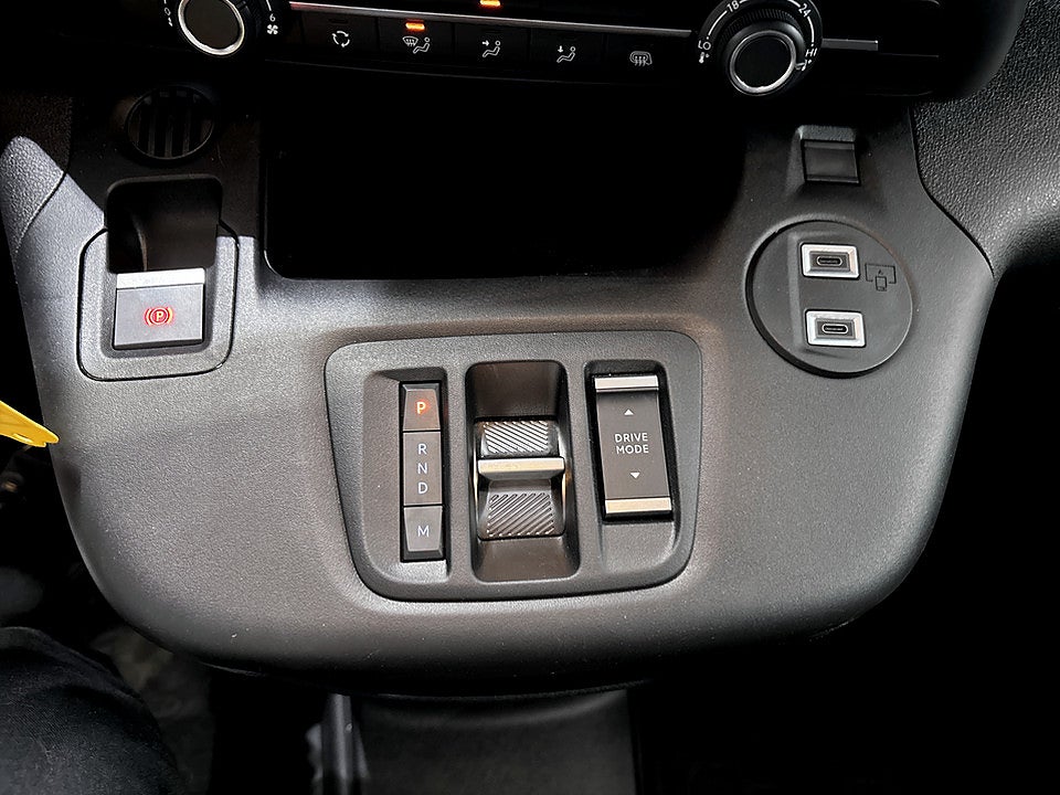 Bild på Peugeot Partner 1.5 BHDi 130hk Aut B-KAMERA CARPLAY