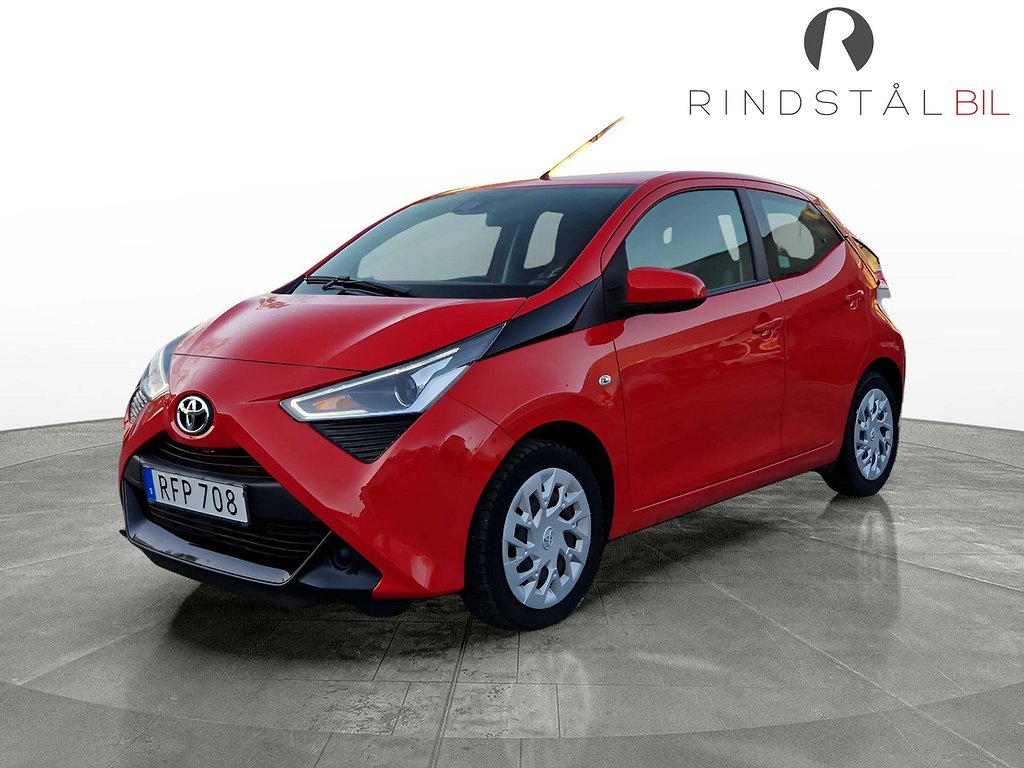 Toyota Aygo 1.0 72 HK AUT X-PLAY BLUETOOTH 360KR/ÅR 1500MIL