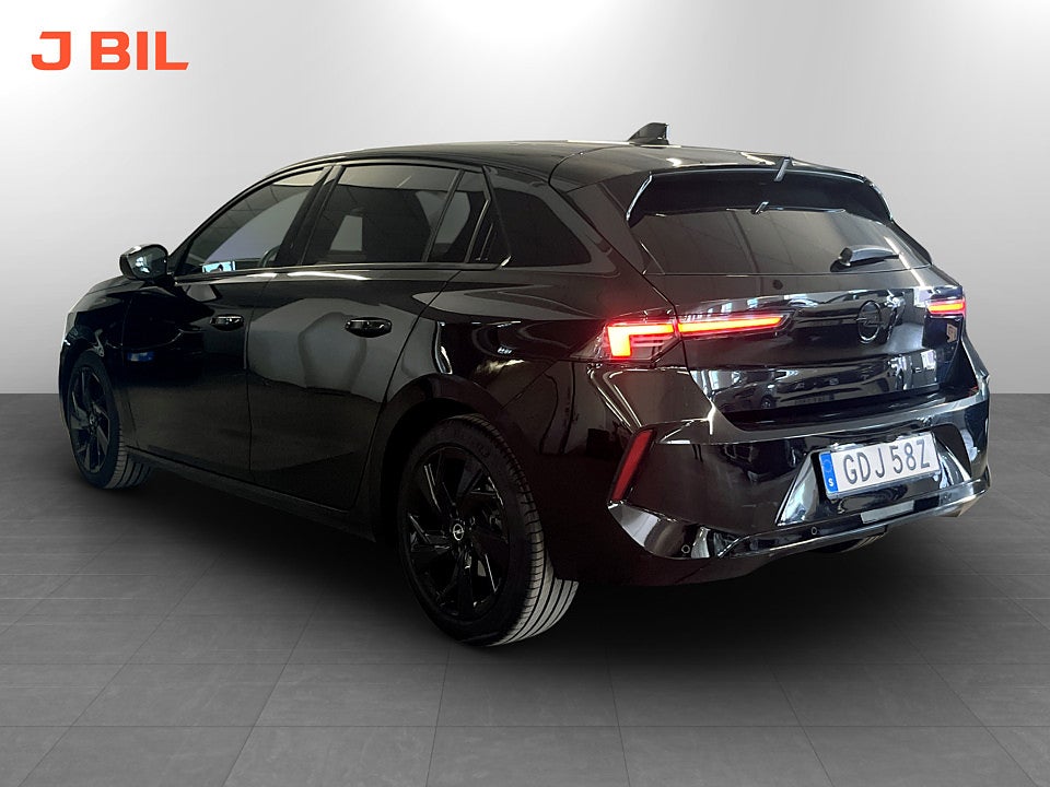 Bild på Opel Astra 5D GS-Line 1.2 PT 130hk Aut P-SENSORER CARPLAY