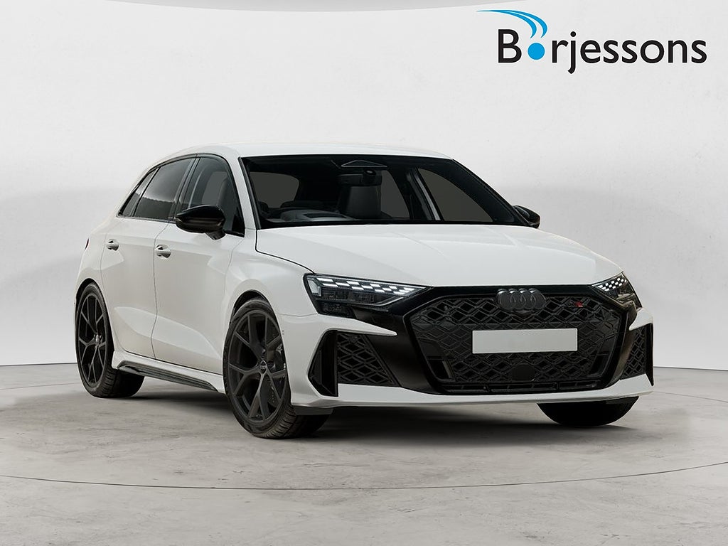 Audi RS3 Sportback 400hk S-tronic | Head-up | Matrix | Sonos
