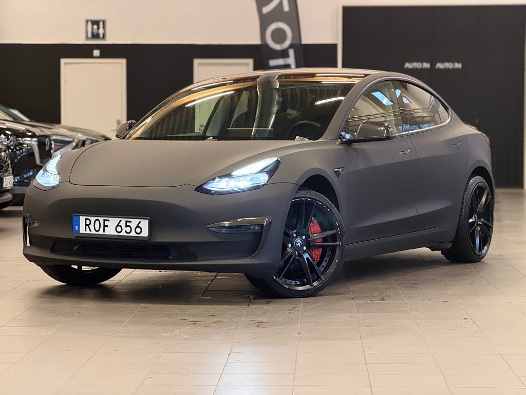 Tesla Model 3 Long Range AWD 440hk / Utökad AP / Refresh