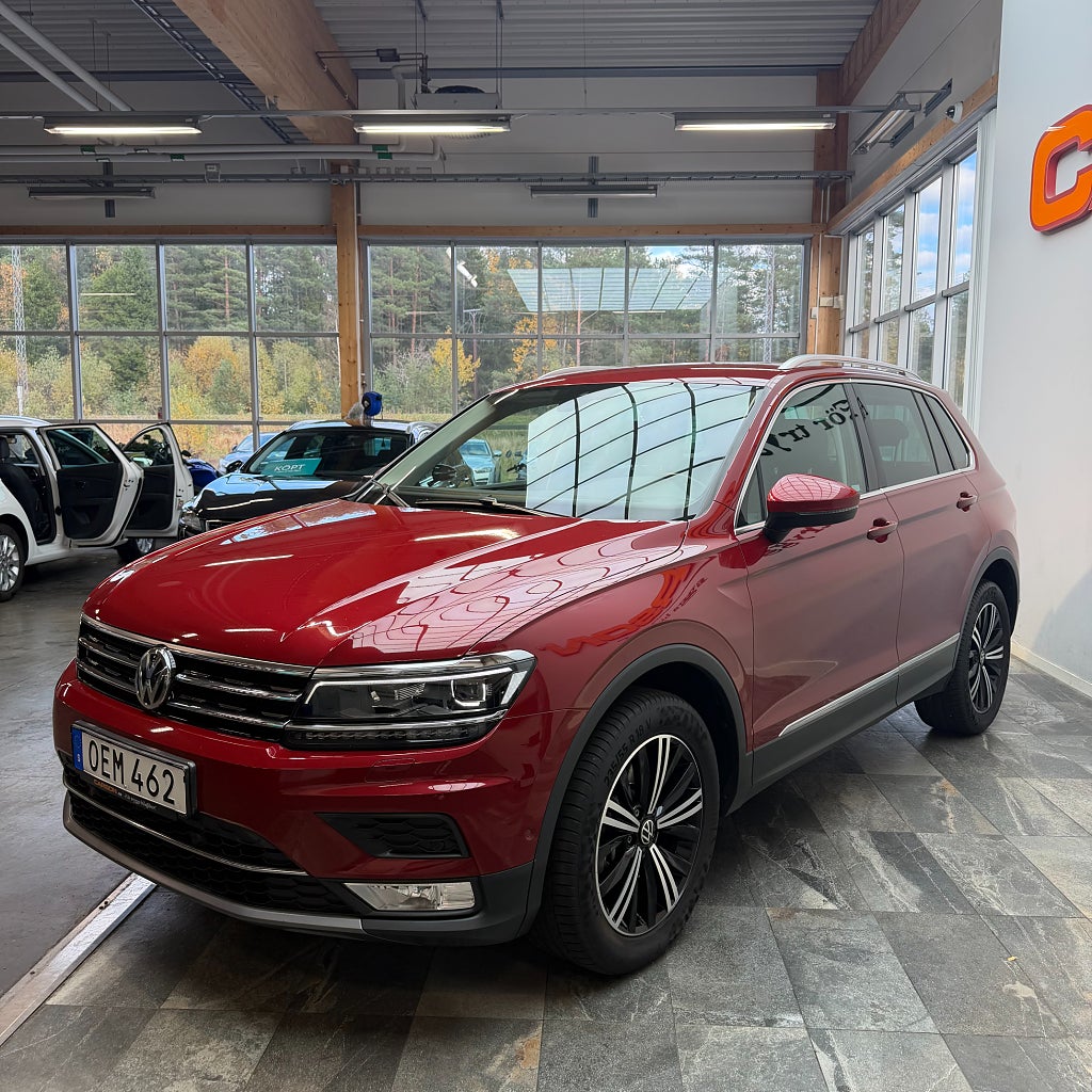 Volkswagen Tiguan 2.0 TDI DPF 4Motion GT Cockpit Backkamera Värmare Drag