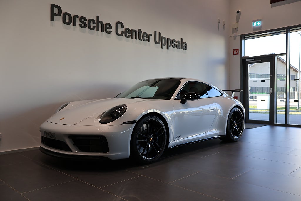 Porsche 911 Carrera 4 GTS Carrera 4 GTS