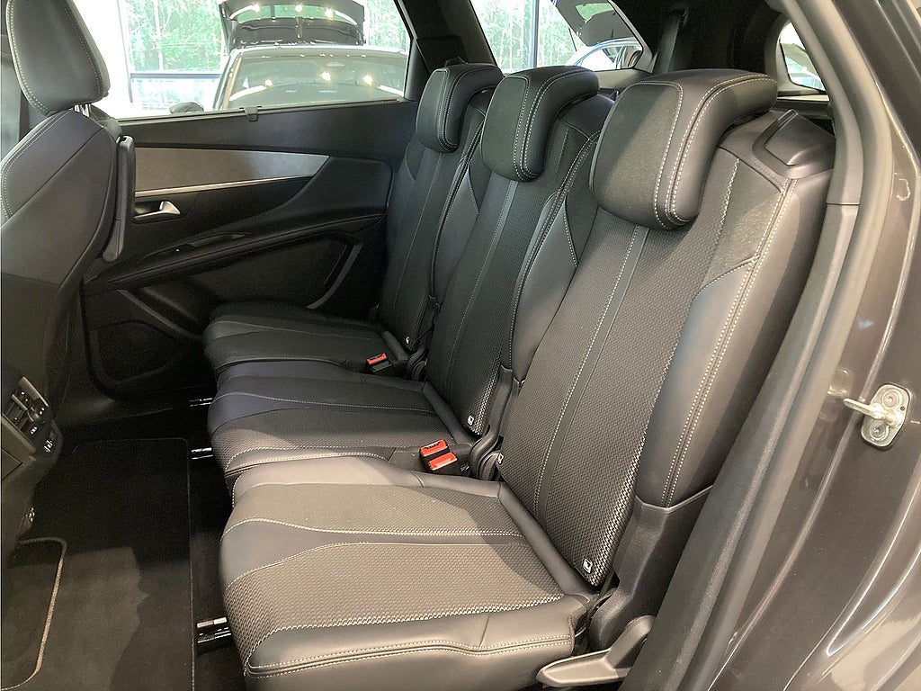Bild på Peugeot 5008 GT 1.2 PT 130hk Aut - 7-SITS,B-KAMERA,CARPLAY