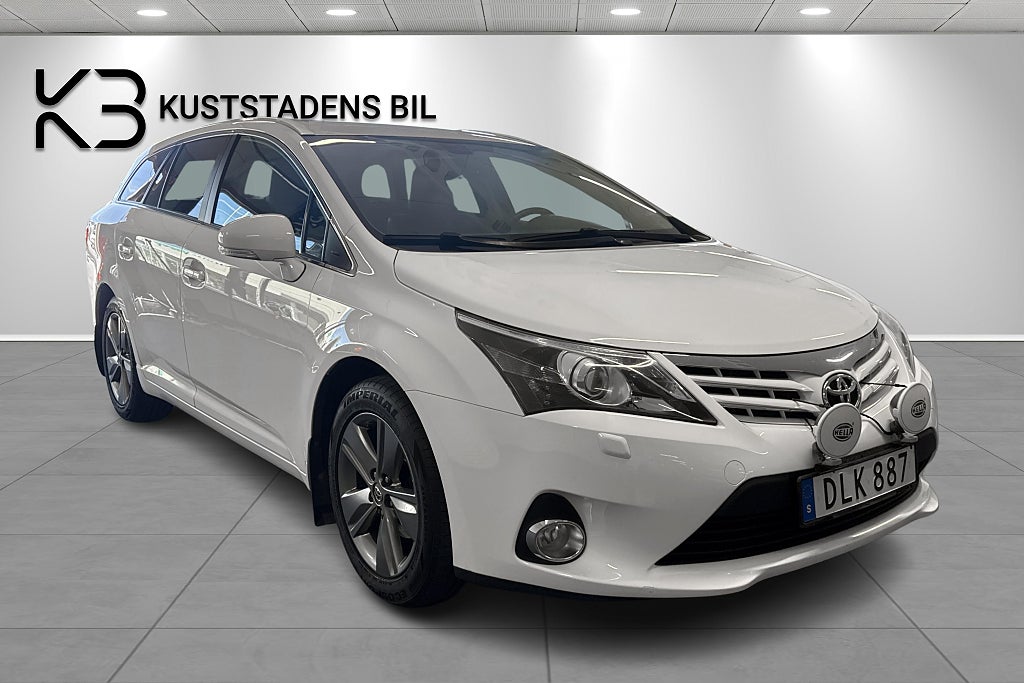 Toyota Avensis Kombi 2.0 Edition 50 Dragkrok Kamera Nybesiktad