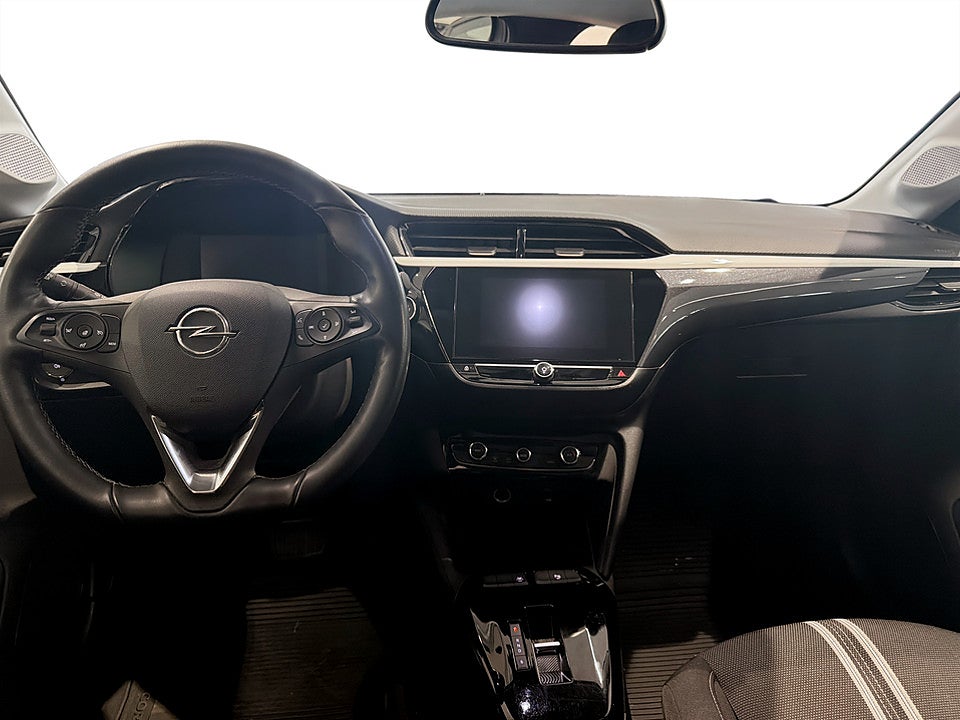 Bild på Opel Corsa-e D&T 50kWh 136hk Aut B-KAMERA CARPLAY