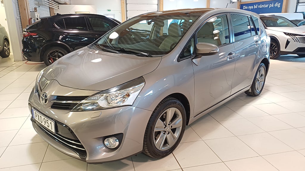 Toyota Verso 1.8 Valvematic Edition 50  Pano