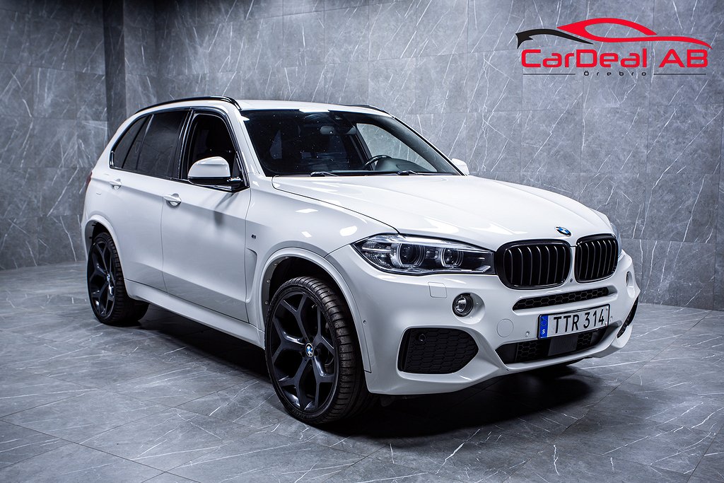 BMW X5 xDrive30d M Sport 360° kam Navi Halvskinn 22 Tum Drag