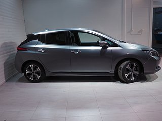Halvkombi Nissan Leaf 3 av 21